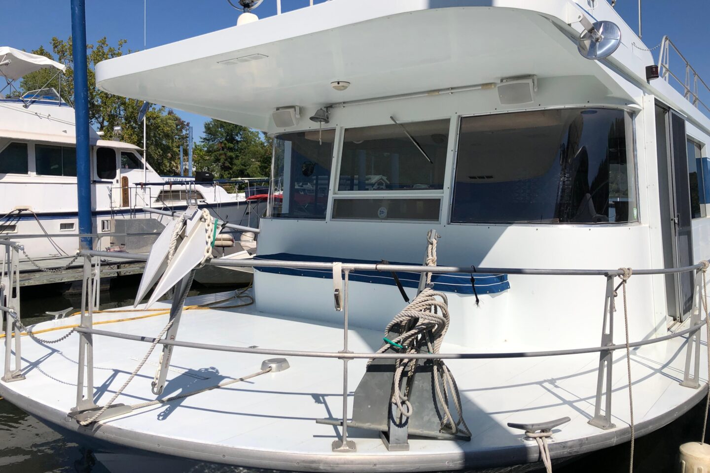 1977 Pluckebaum Baymaster 52 X 17 Walkaround Sport Cruiser