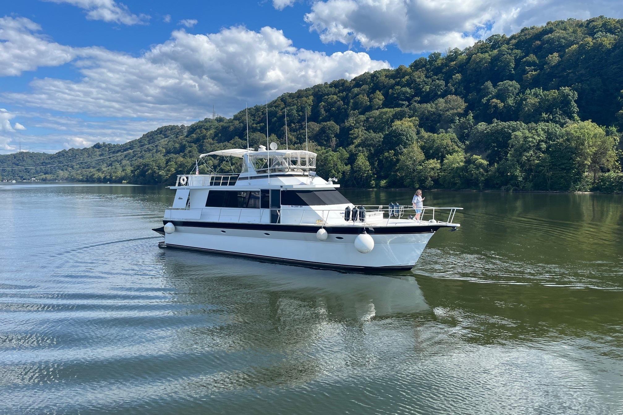 1997 Pluckebaum 60 Motor Yacht