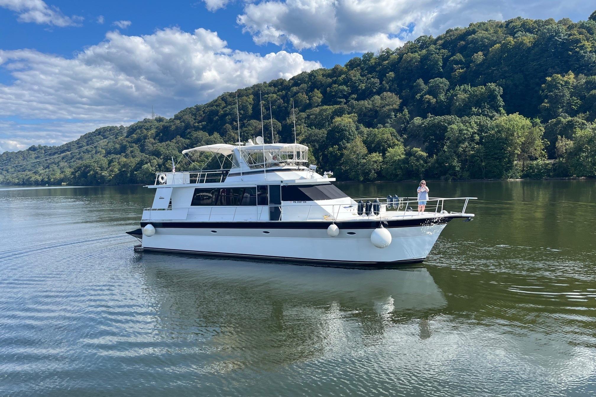 1997 Pluckebaum 60 Motor Yacht