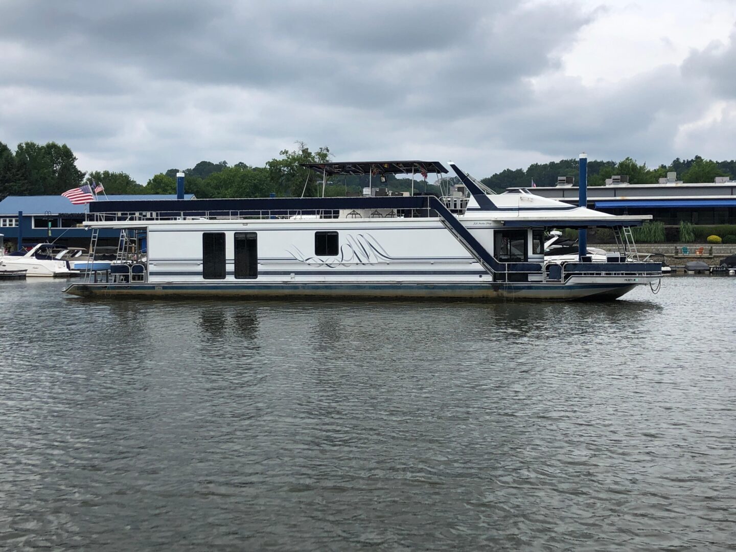 1997 Sumerset 75' X 16' House Boat