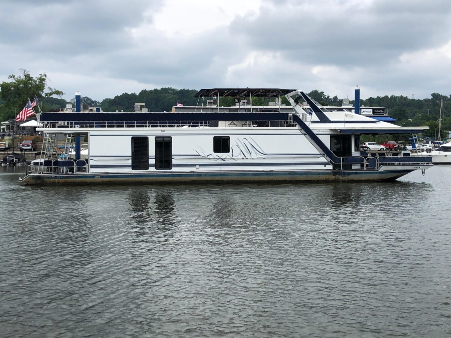 1997 Sumerset 75' X 16' House Boat