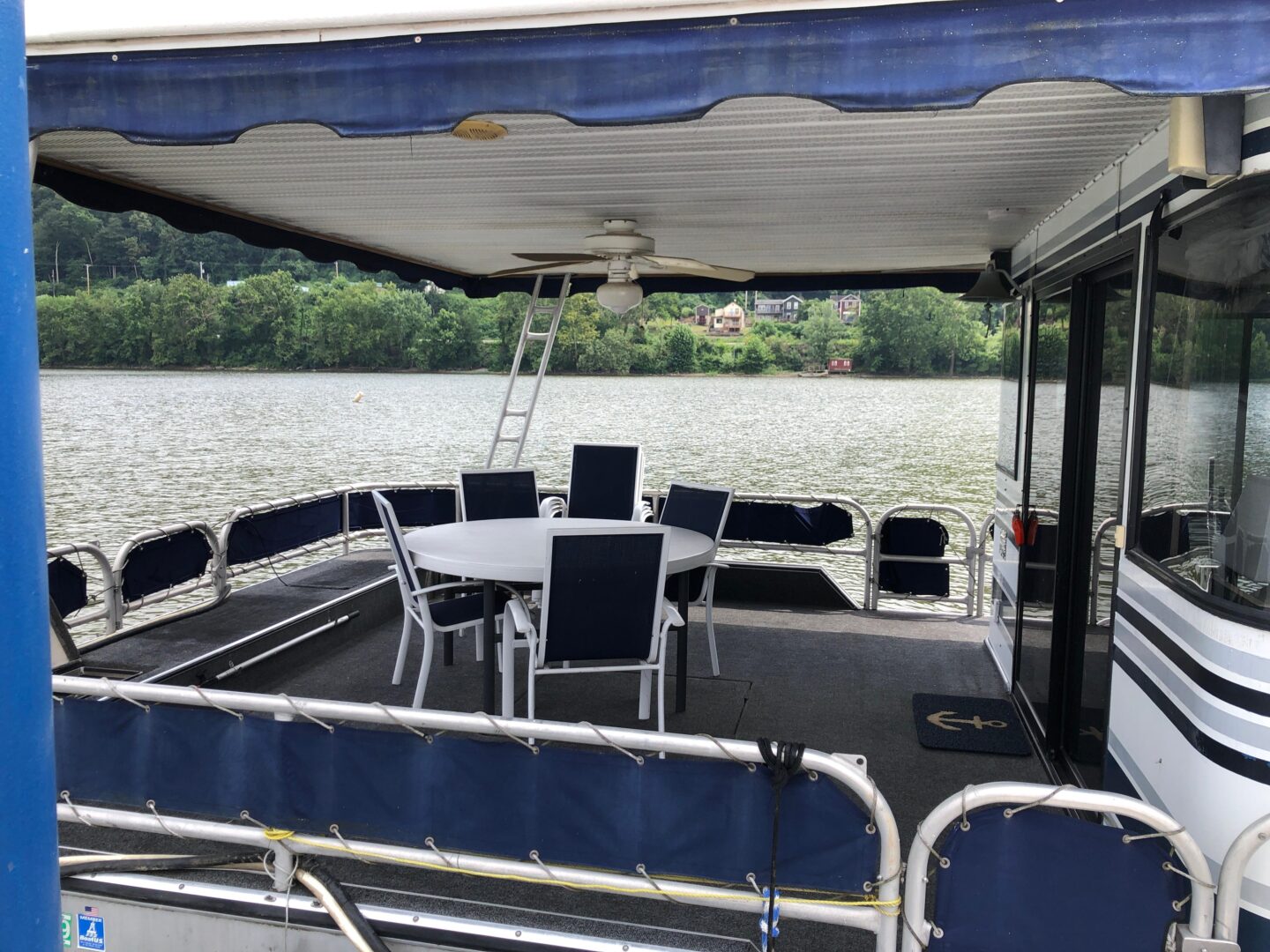 1997 Sumerset 75' X 16' House Boat