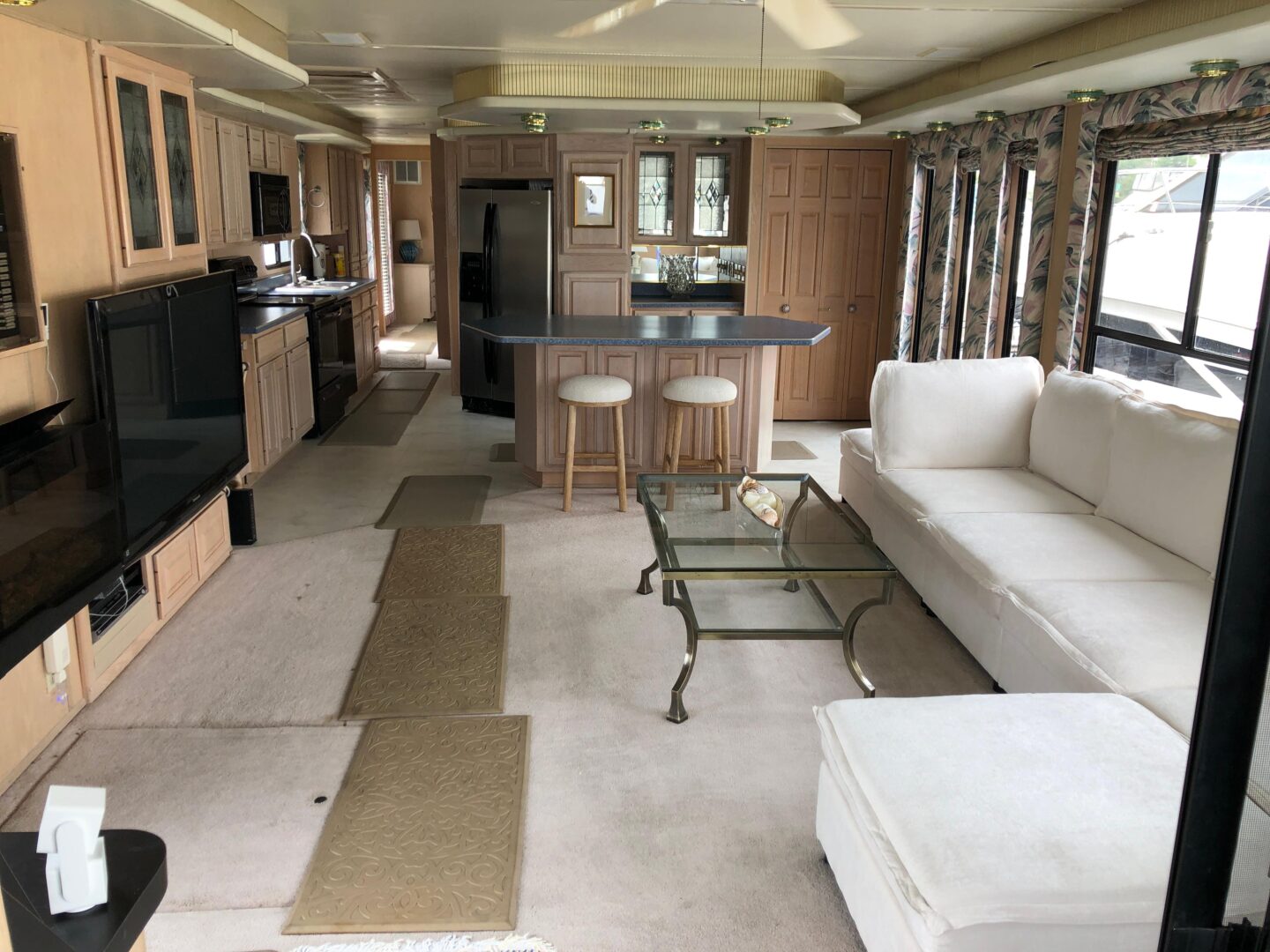 1997 Sumerset 75' X 16' House Boat