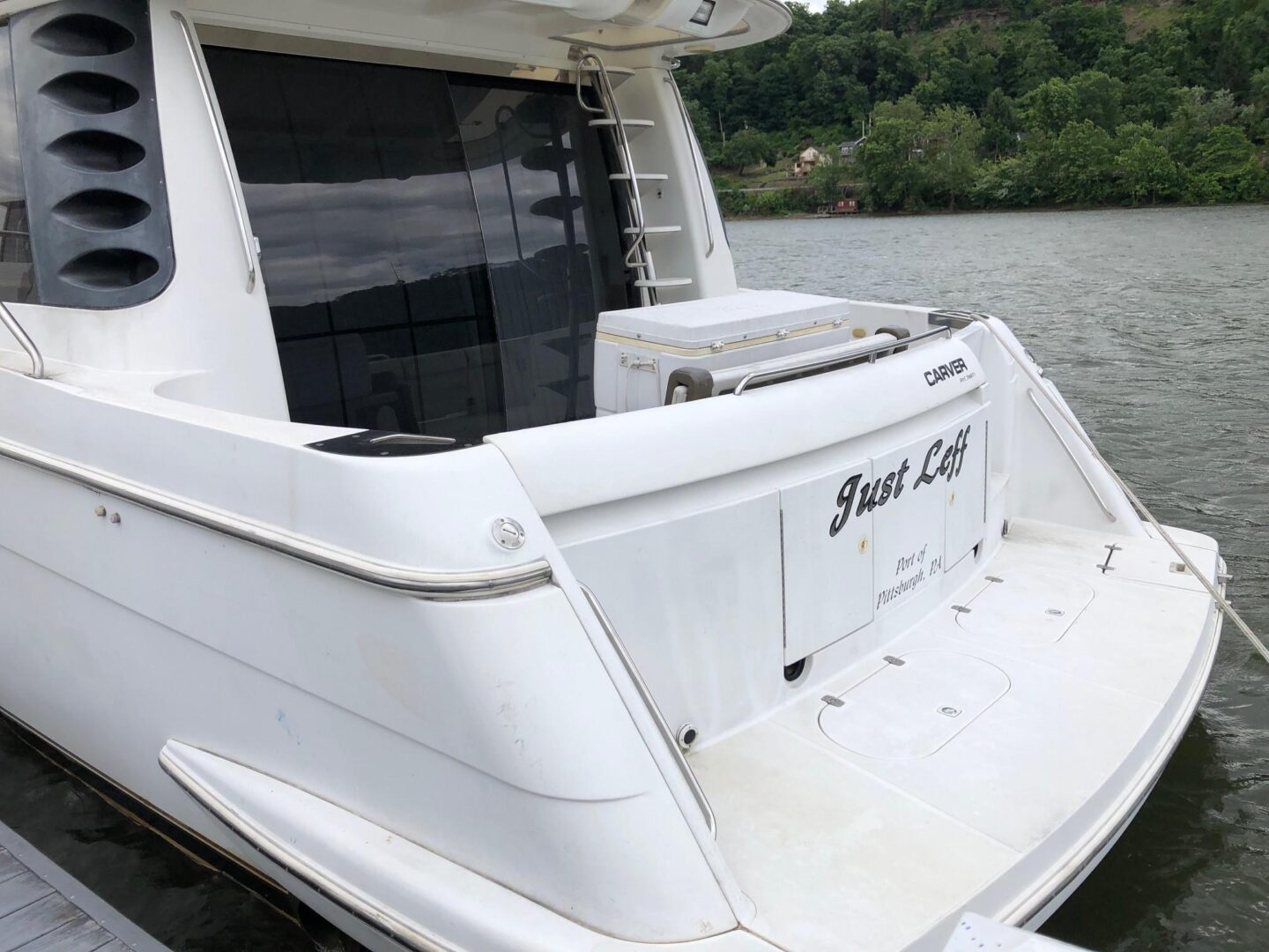 1998 Carver 530 Voyager Pilothouse