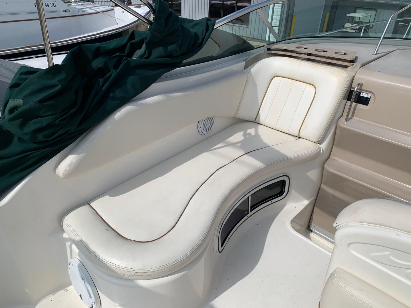 2000 Sea Ray 270 Sundancer