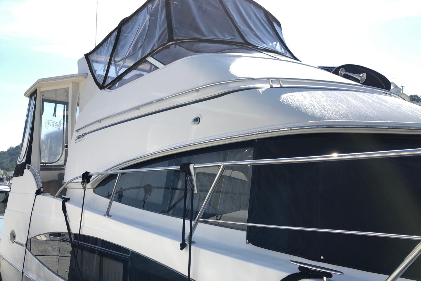 2004 Carver 366 Motor Yacht