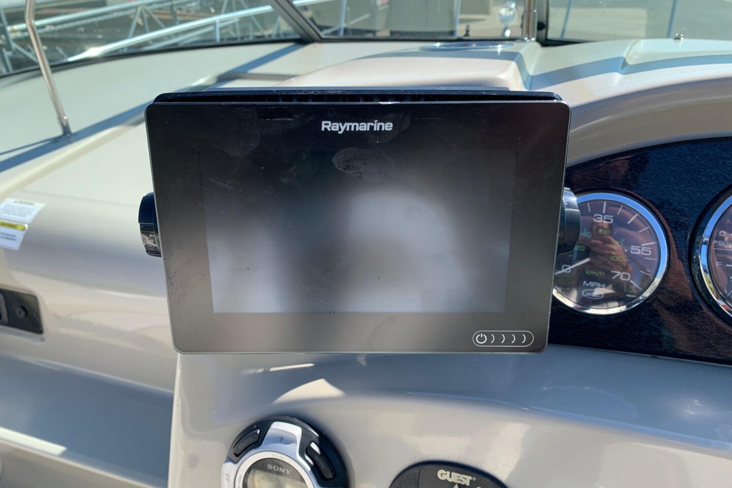 2013 Sea Ray 240 Sundancer