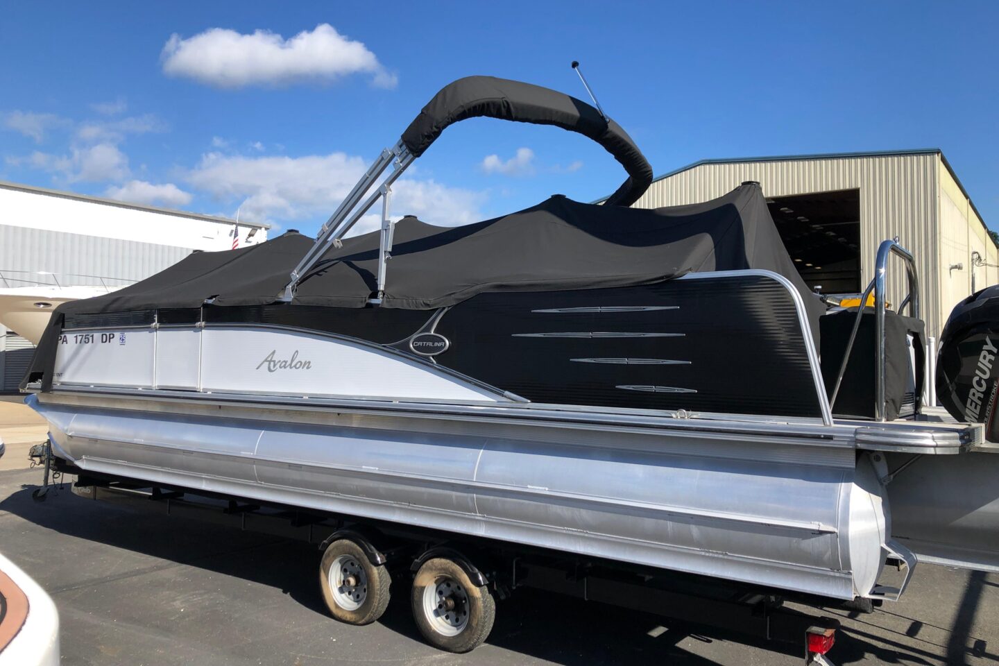 2015 Avalon Catalina Entertainer - 25'