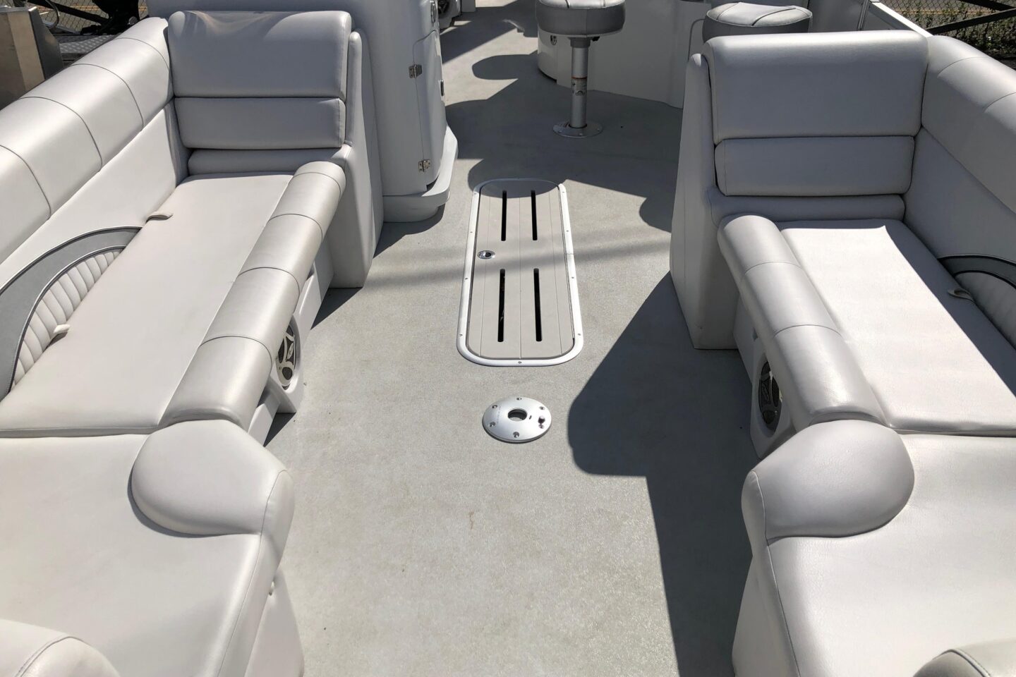 2015 Avalon Catalina Entertainer - 25'