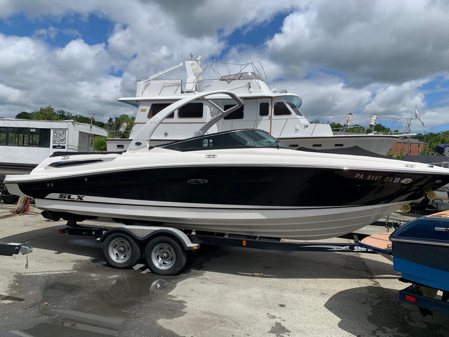 2015 Sea Ray 250 SLX