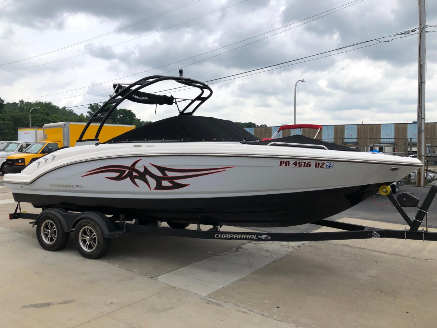 2021 Chaparral 23 SSi