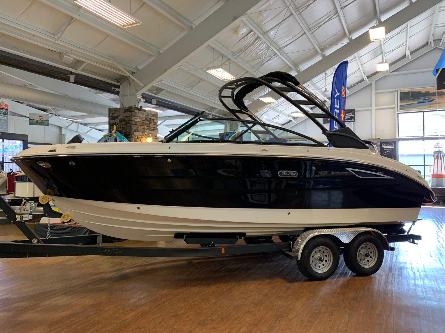 2025 Sea Ray SDX 250