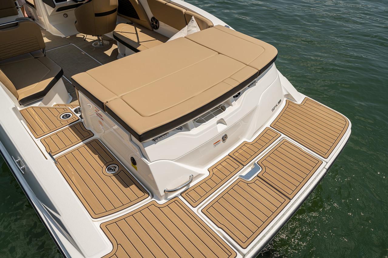 2025 Sea Ray SPX 230