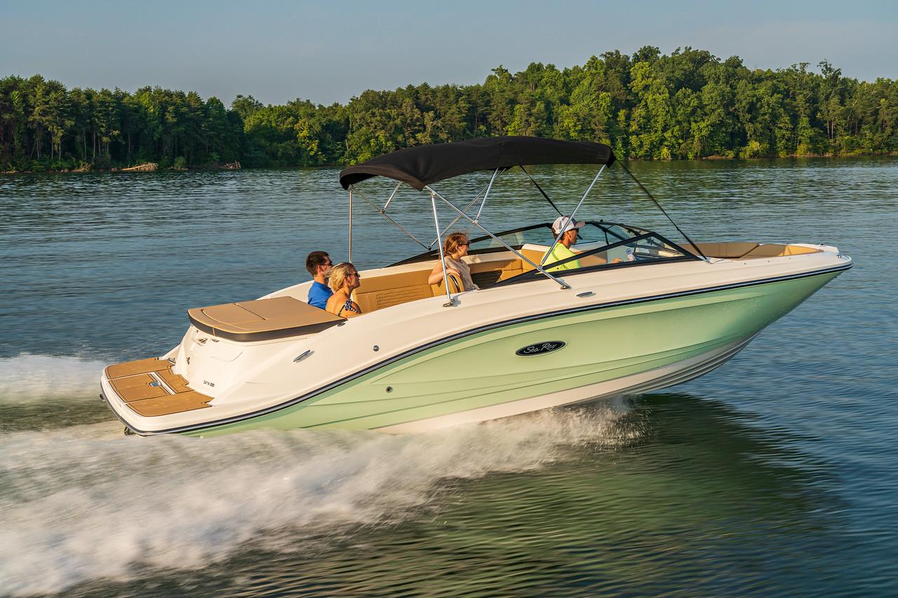 2025 Sea Ray SPX 230 - N02225