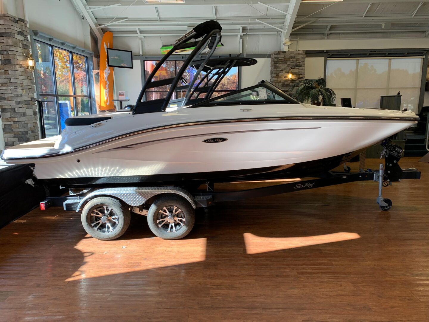 2023 Sea Ray SPX 190